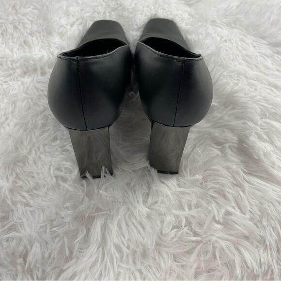 Stuart Weitzman Metallic Block Heel Square Toe Leather Shoes - Picture 6 of 8